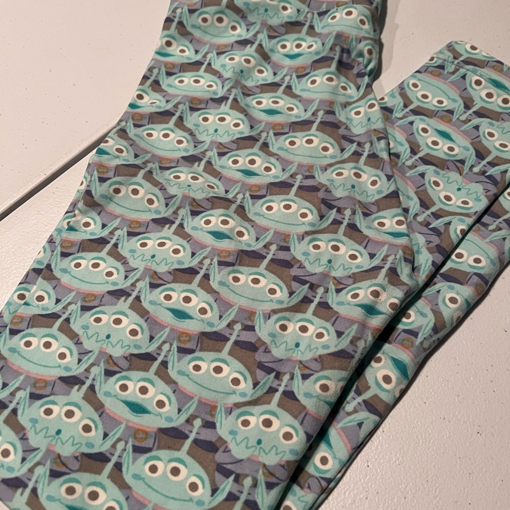 Lularoe leggings Disney